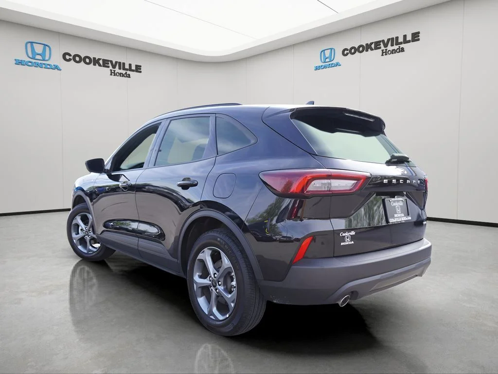 Used 2025 Black Metallic Ford ST-Line image 9