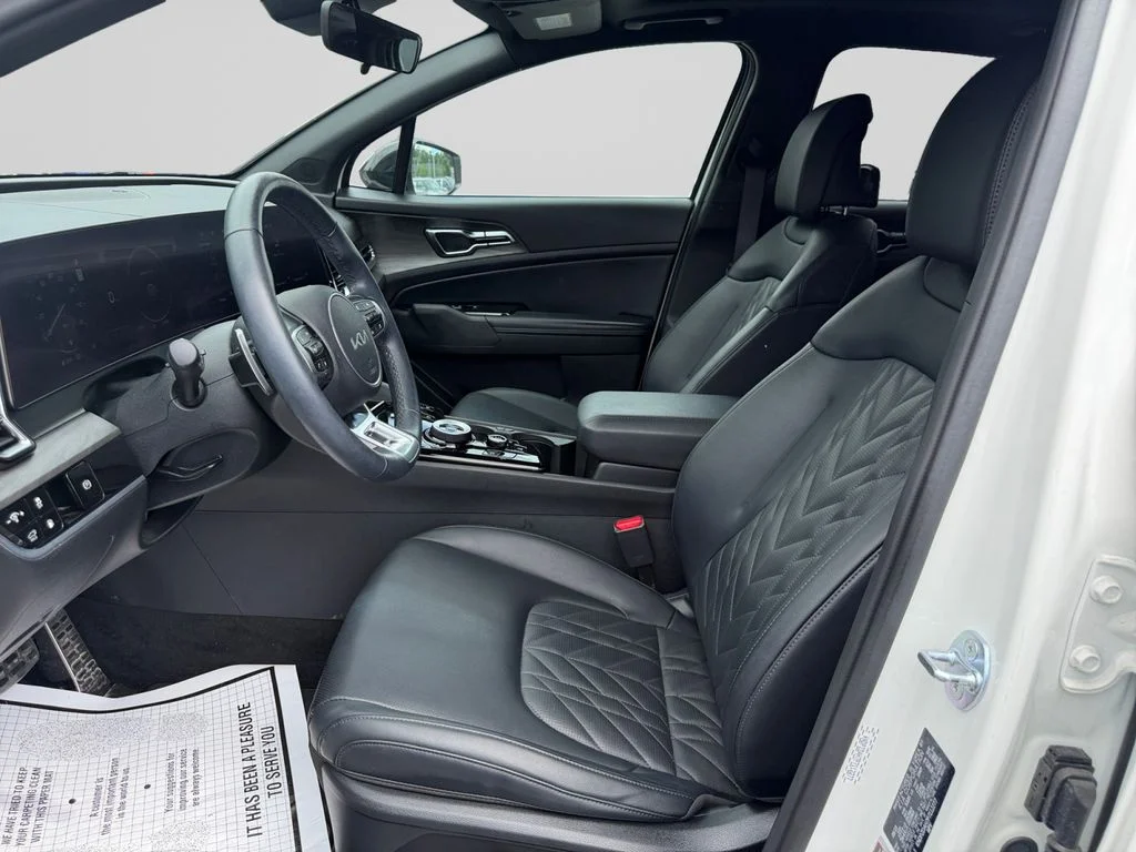 Certified Used 2023 White Kia X-Line Prestige image 10