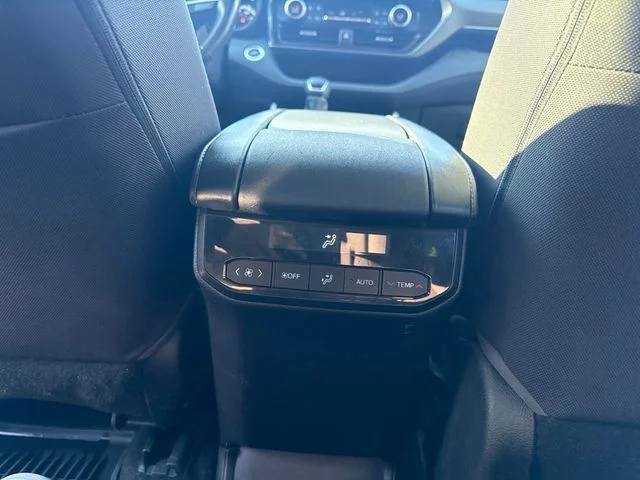 2023 Toyota Highlander LE - Photo 16