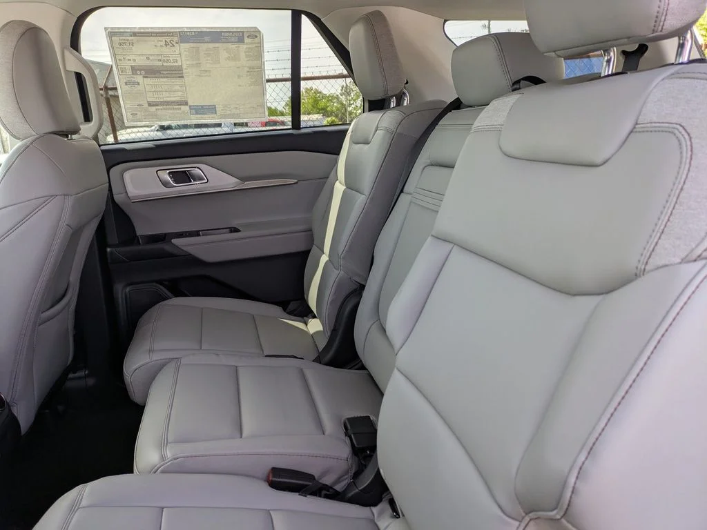 New 2026 Carbonized Gray Metallic Ford Active image 16