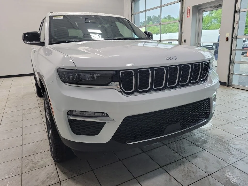 2025 Jeep Grand Cherokee Limited - Photo 35