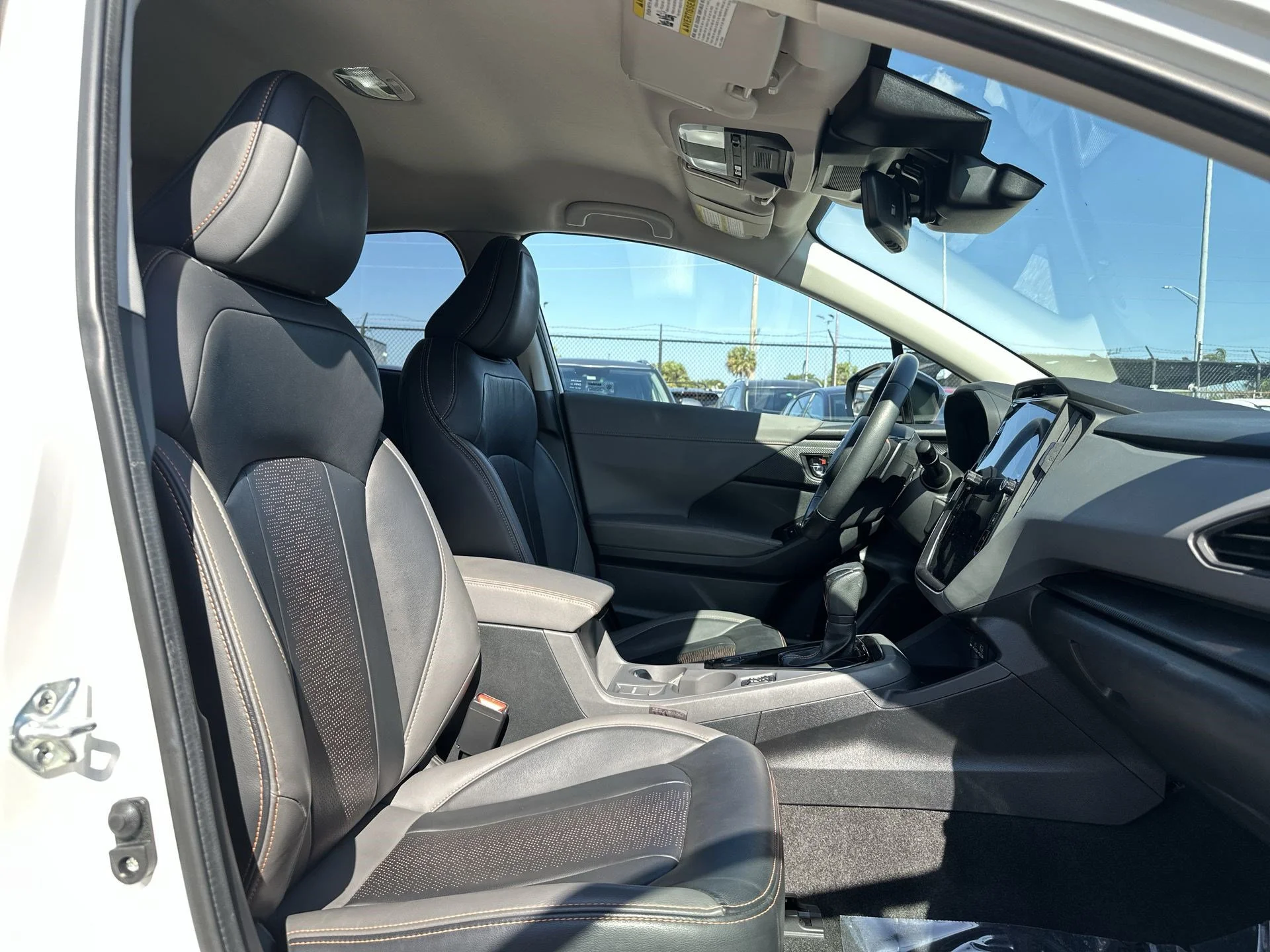 Used 2024 Crystal White Pearl Subaru Limited image 24
