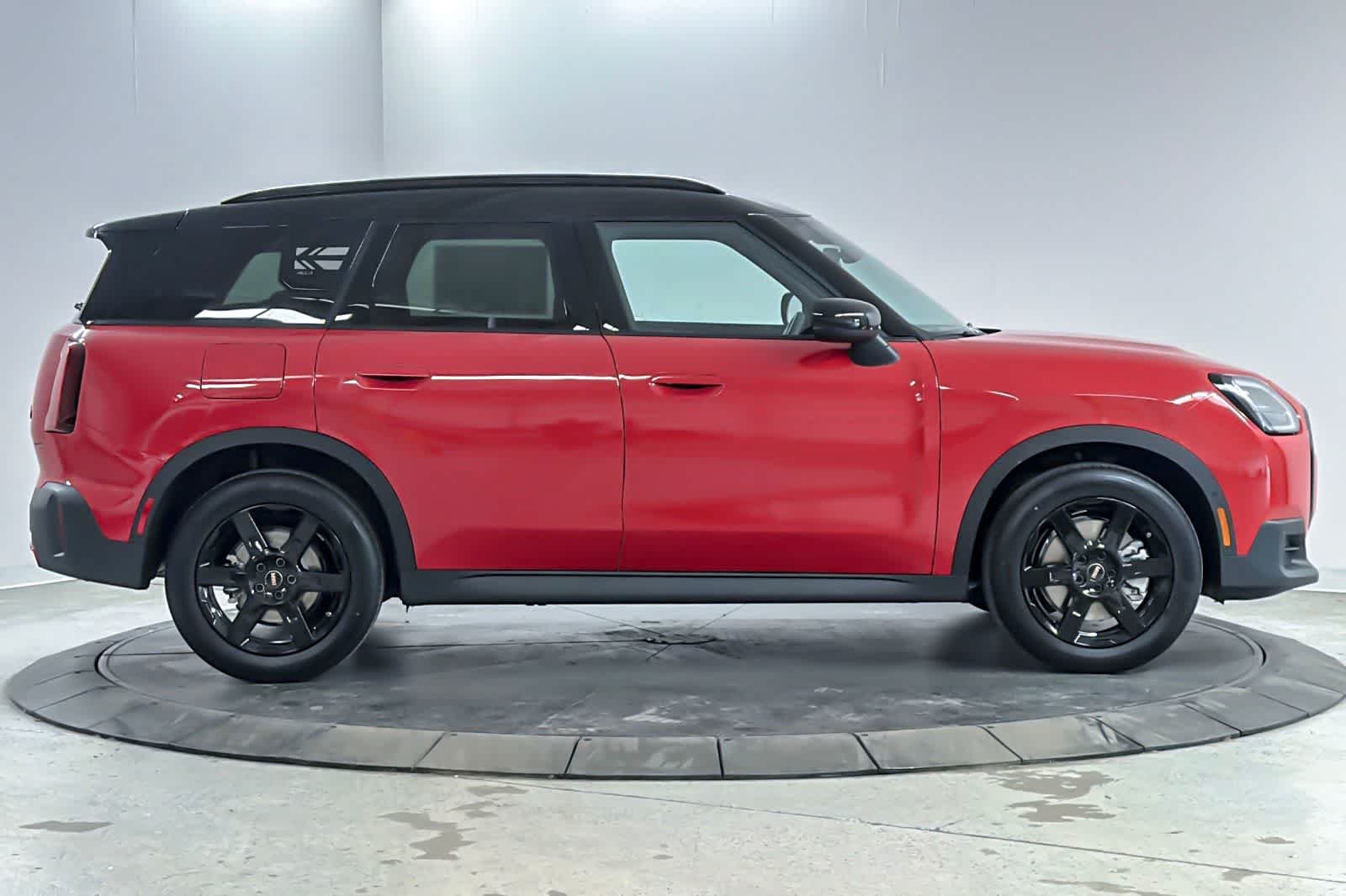 New 2027 Chili Red II MINI S Oxford Edition image 8