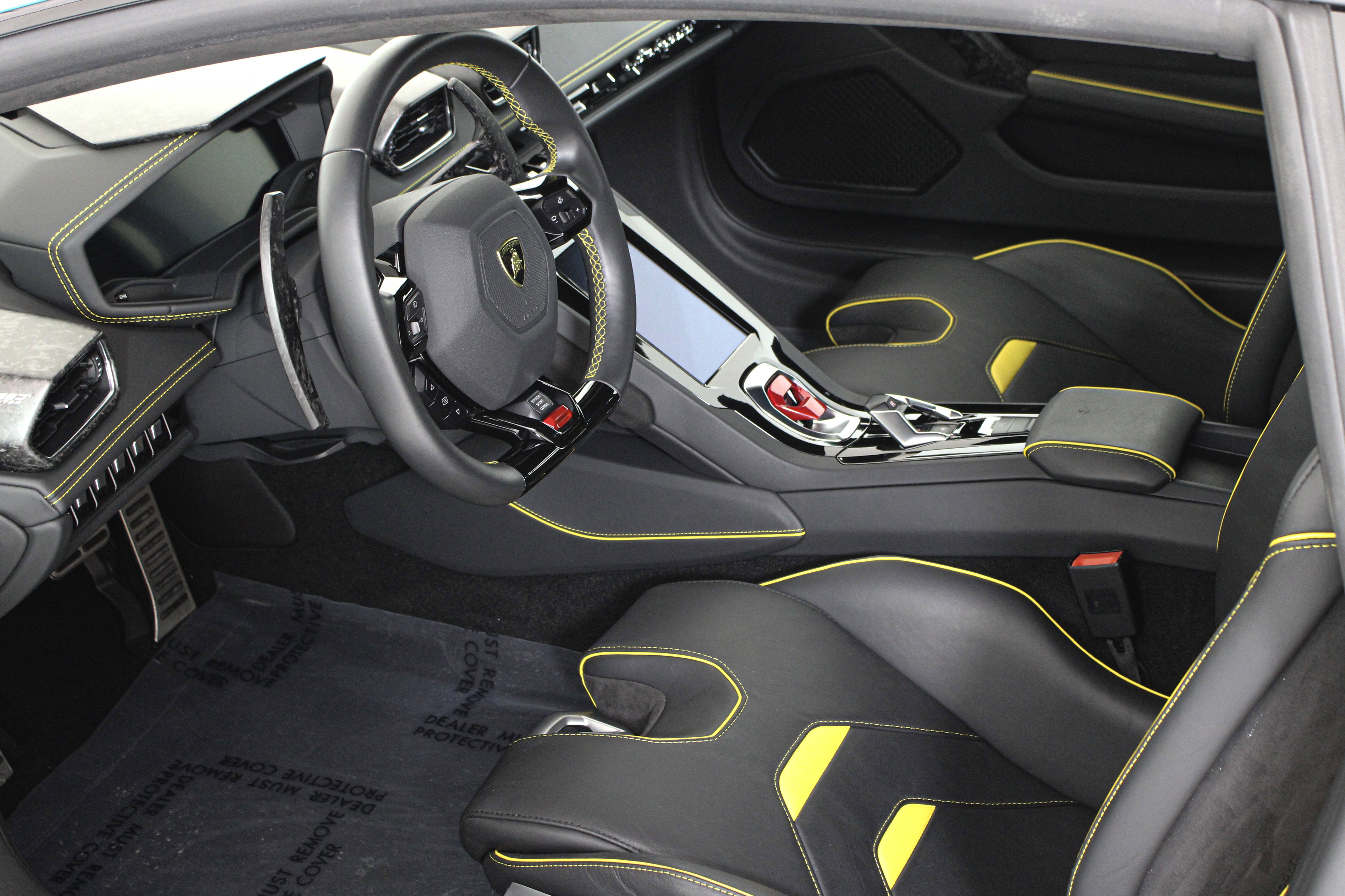Used 2021 Blue Lamborghini  image 33