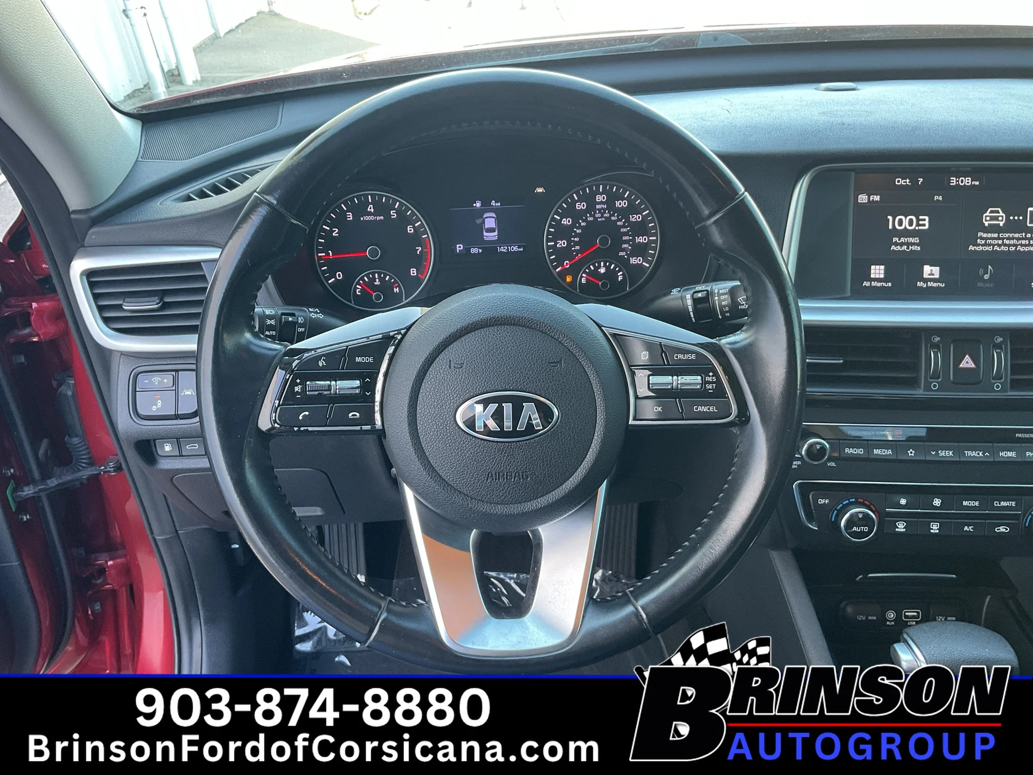 Used 2019 Passion Red Kia S image 28
