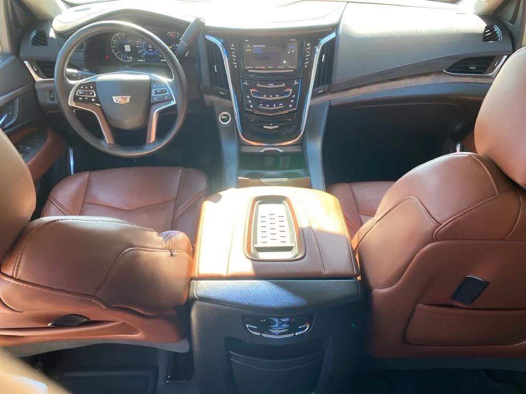 Used 2016 CRYSTAL WHITE TRICOAT Cadillac Premium Collection image 19