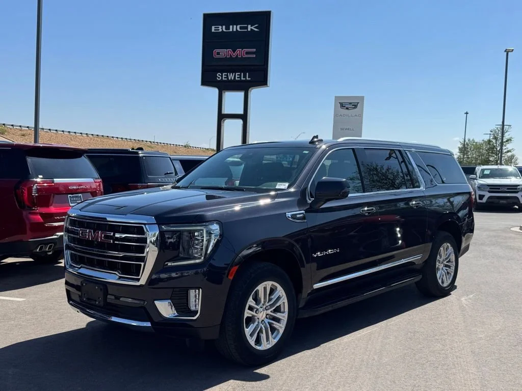 2024 GMC Yukon 4WD SLT's photo