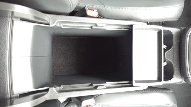 Used 2024 Platinum White Honda EX-L image 13