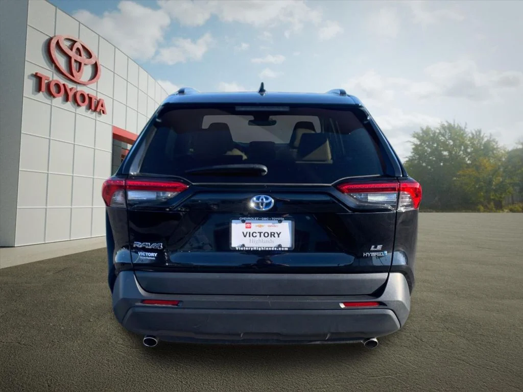 Used 2022 Black Toyota LE image 4