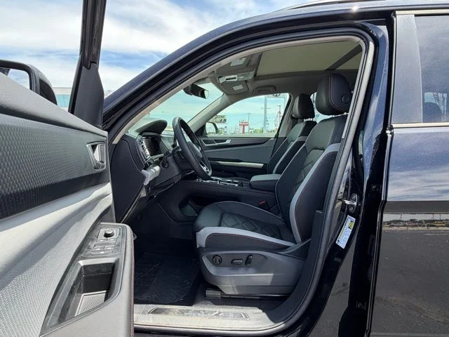 New 2026 Black Volkswagen 2.0T Peak Edition image 8