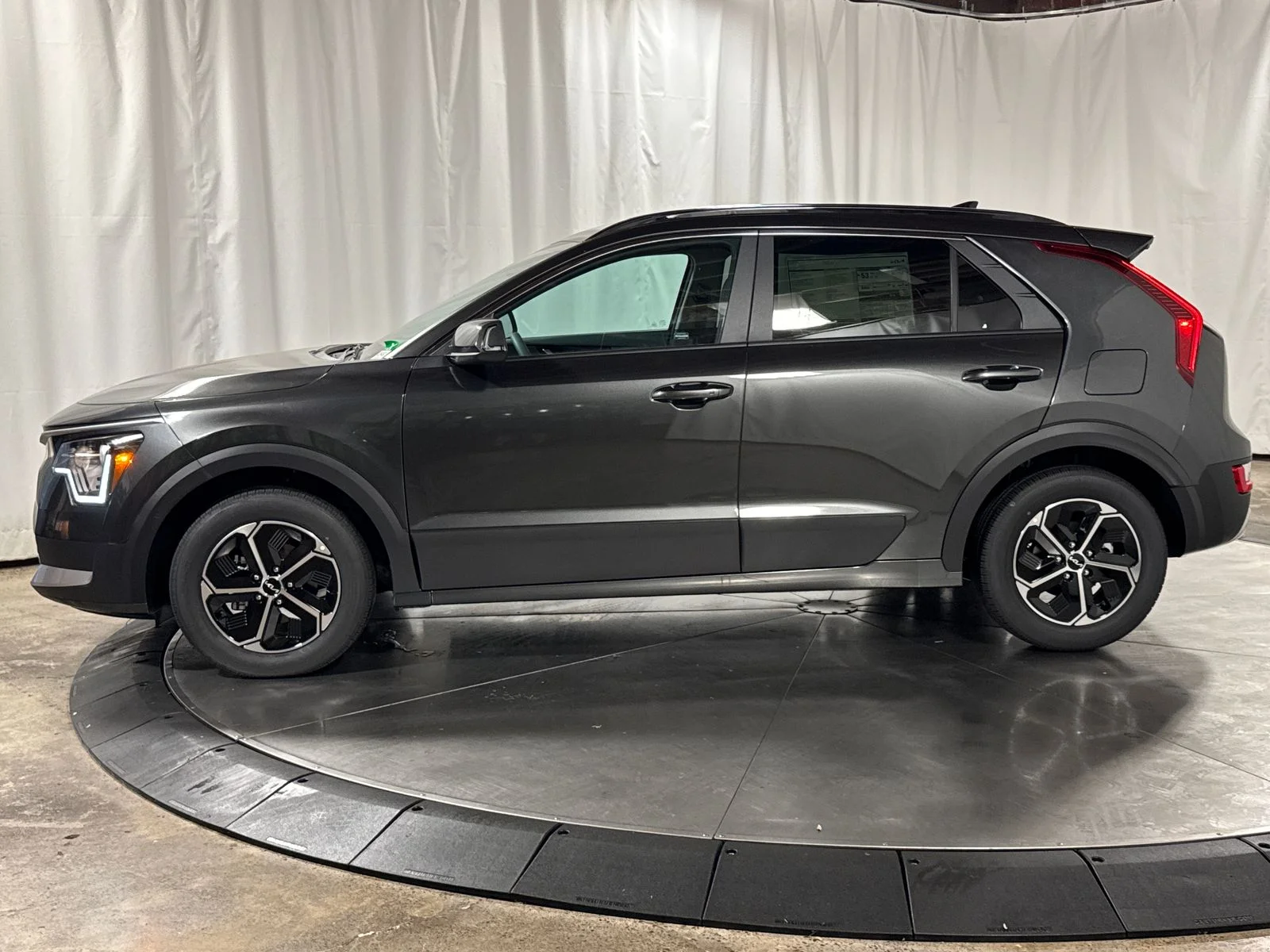 New 2026 Interstellar Gray Kia EX image 8