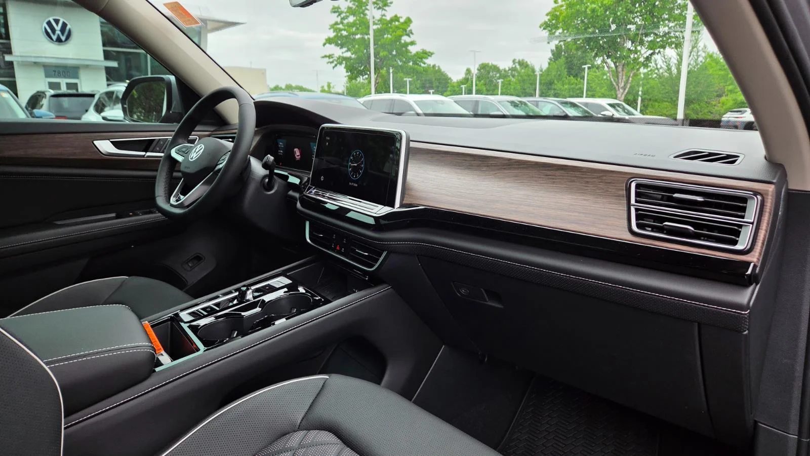 2026 Volkswagen Atlas SEL Premium R-Line - Photo 47