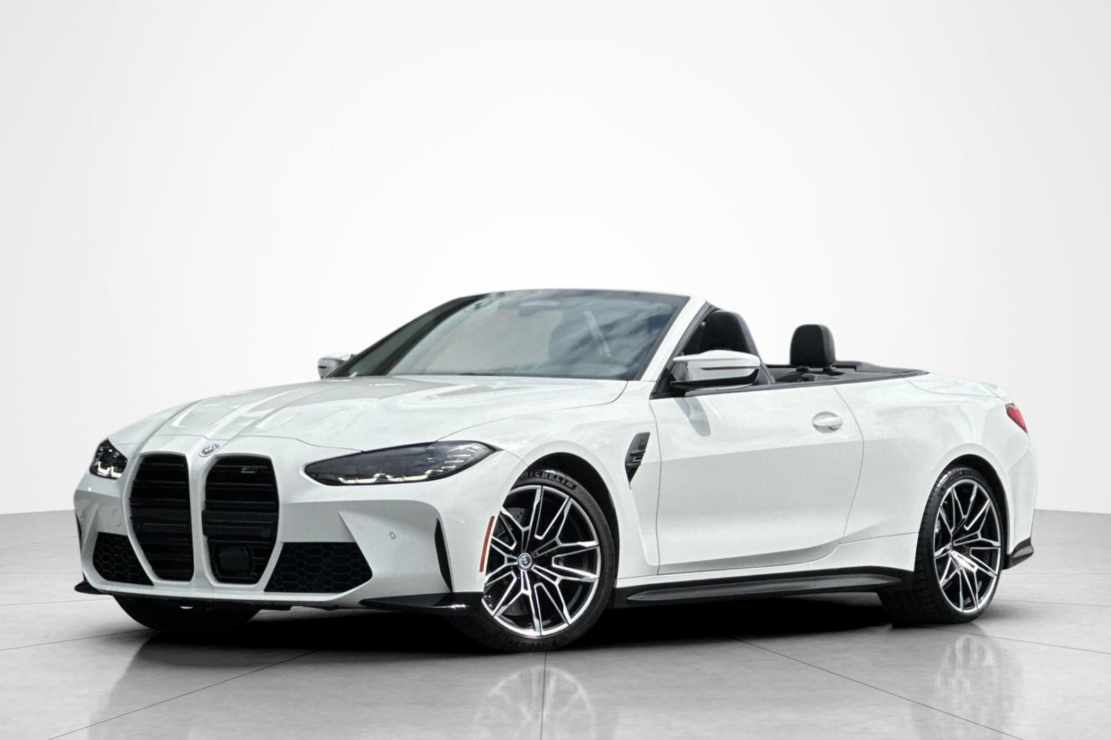 2023 BMW M4 Competition Convertible xDrive's photo