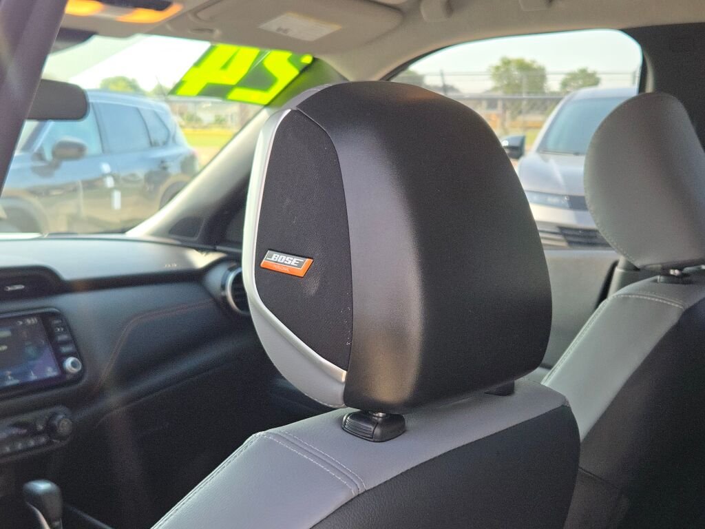 Used 2024 White Nissan SR image 17