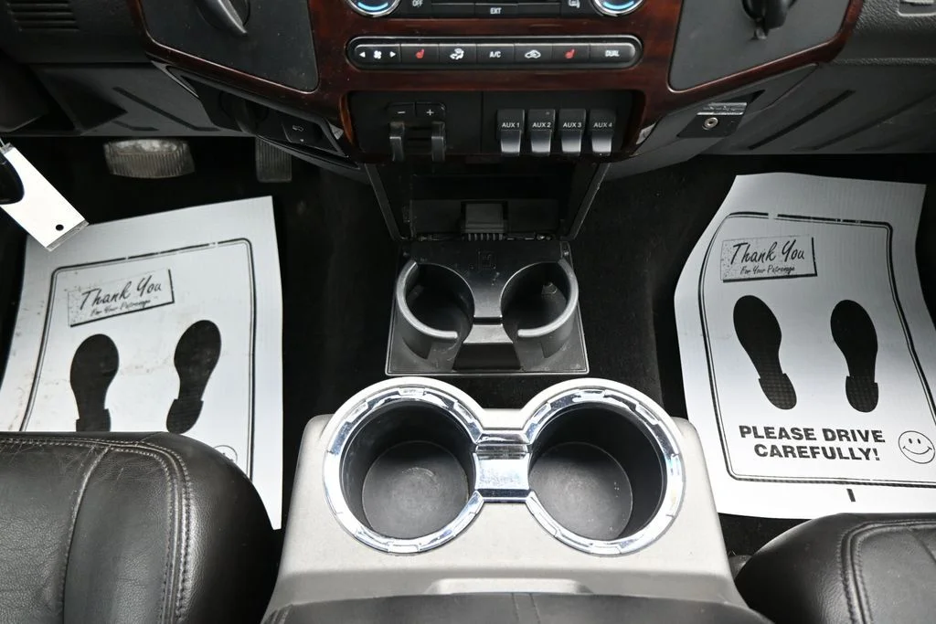 Used 2010  Ford  image 19