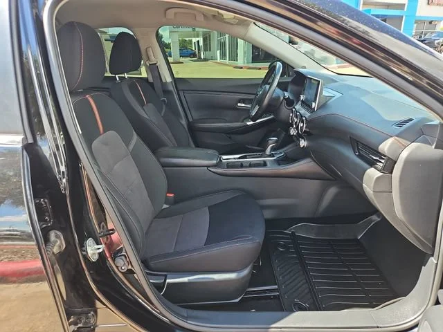 Used 2022  Nissan SR image 15