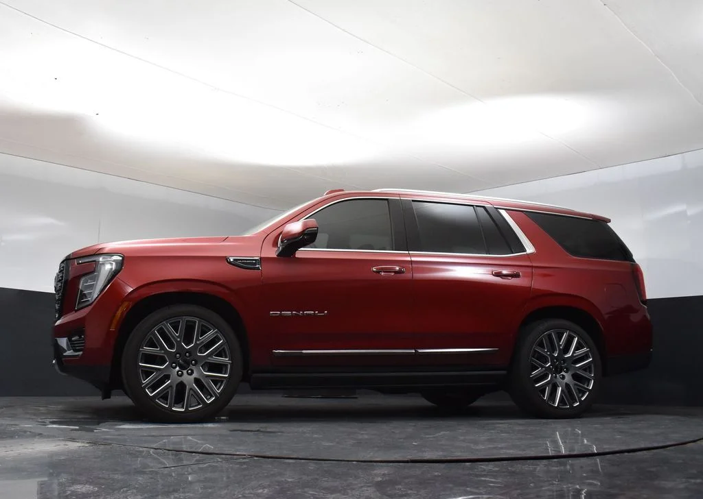 Used 2025 Volcanic Red GMC Denali Ultimate image 37