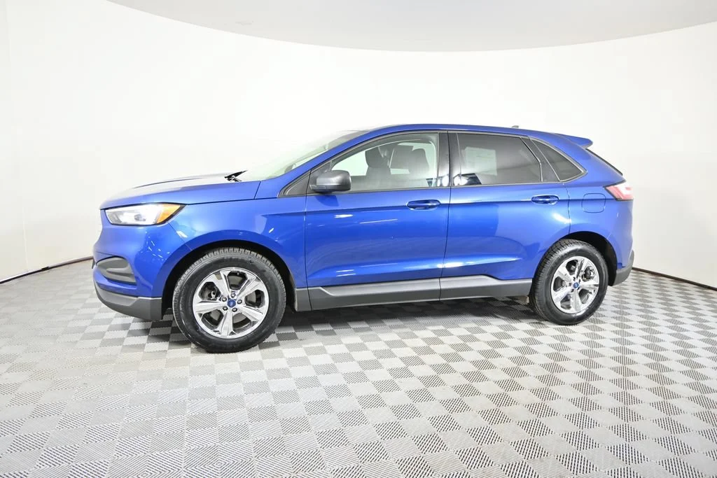Used 2020 Ford Edge SE with VIN 2FMPK4G9XLBA33395 for sale in Forest Lake, MN
