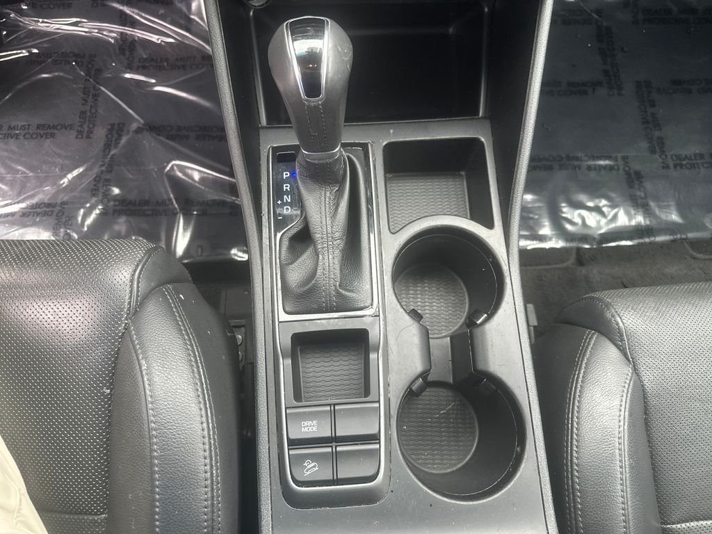 Used 2016 Orange Hyundai Limited image 11