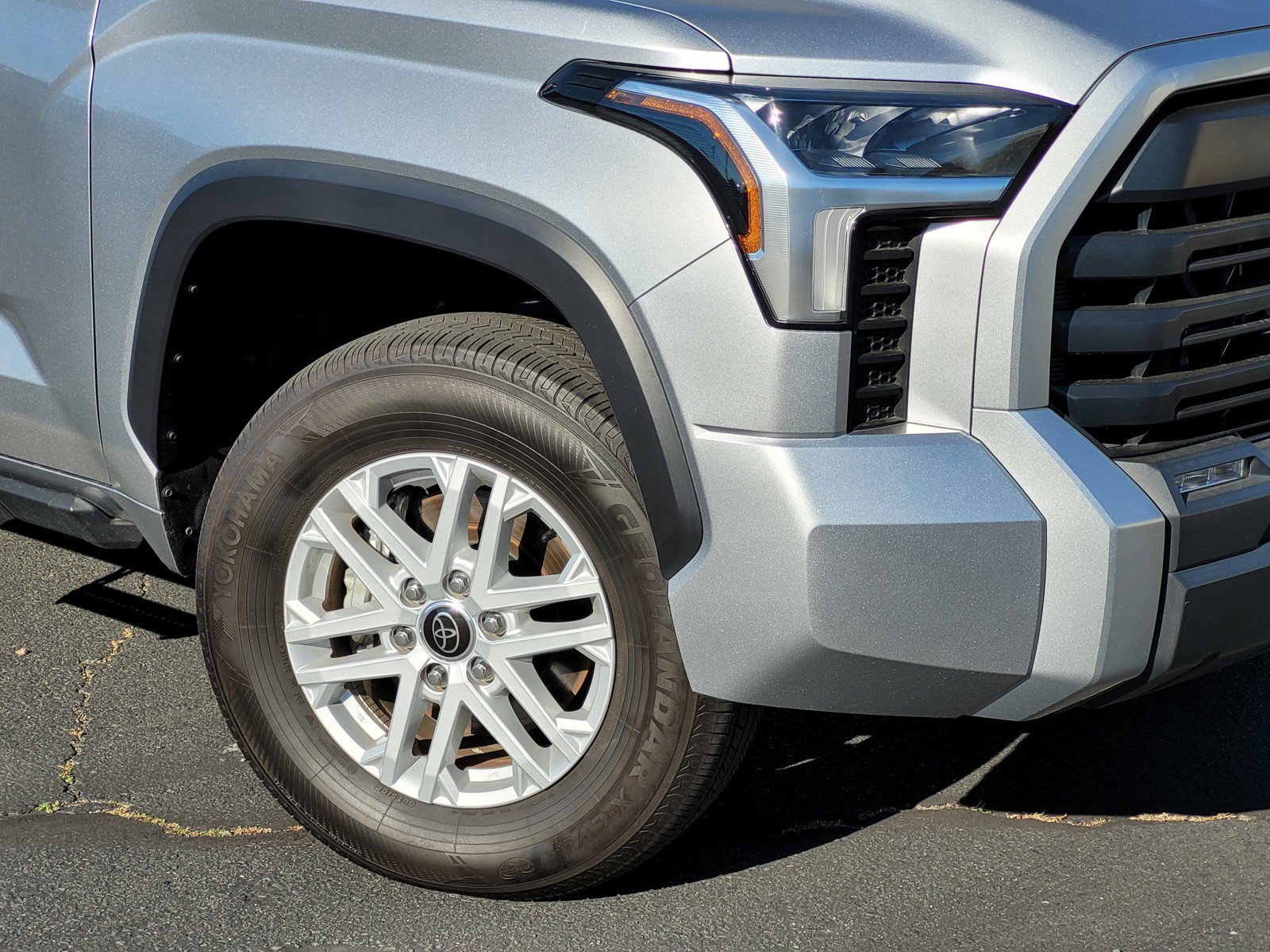 Used 2024 Silver Toyota SR5 image 9