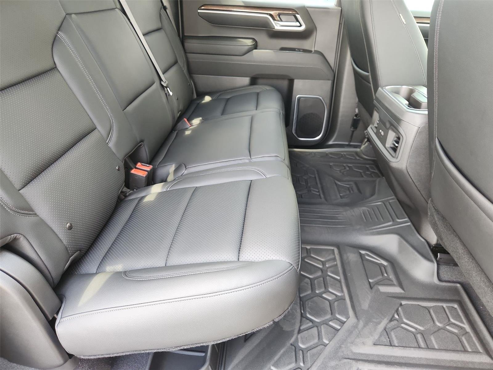 2026 Chevrolet Silverado 1500 RST - Photo 28