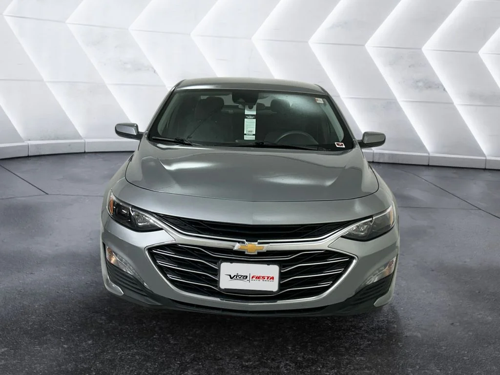 Used 2024 Gray Chevrolet LT image 2