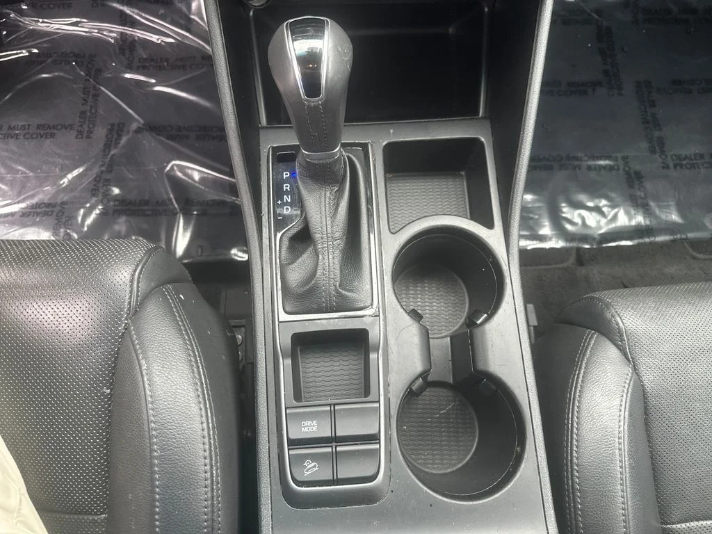 Used 2016 Orange Hyundai Limited image 11