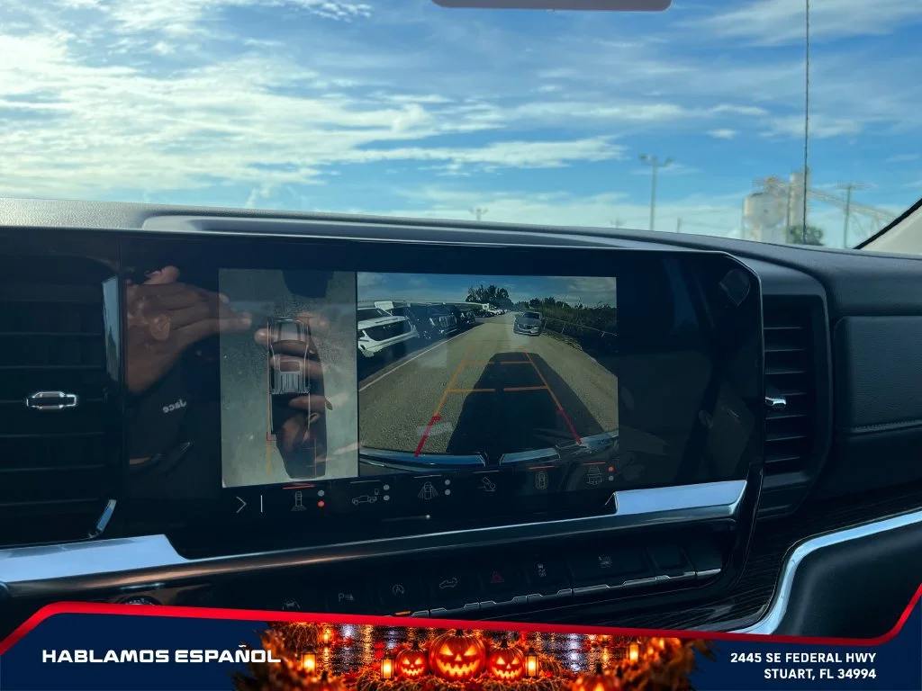 New 2026 Sterling Metallic GMC Elevation image 31