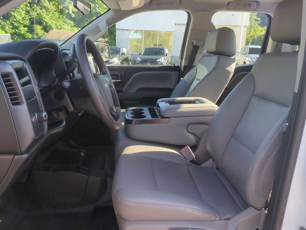 Used 2019 White Chevrolet WT image 21