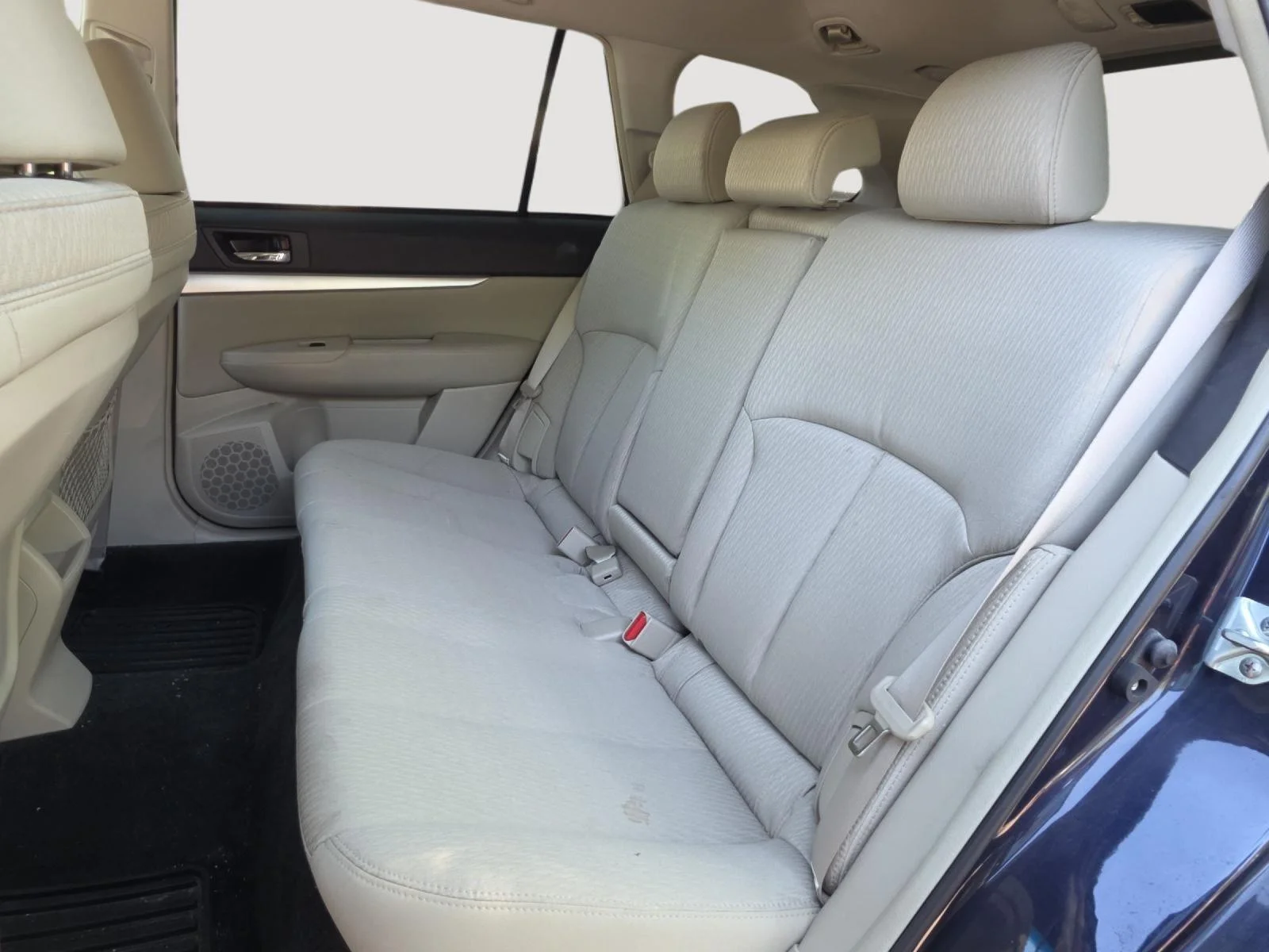Used 2012 Deep Indigo Pearl Subaru 2.5i Prem image 17