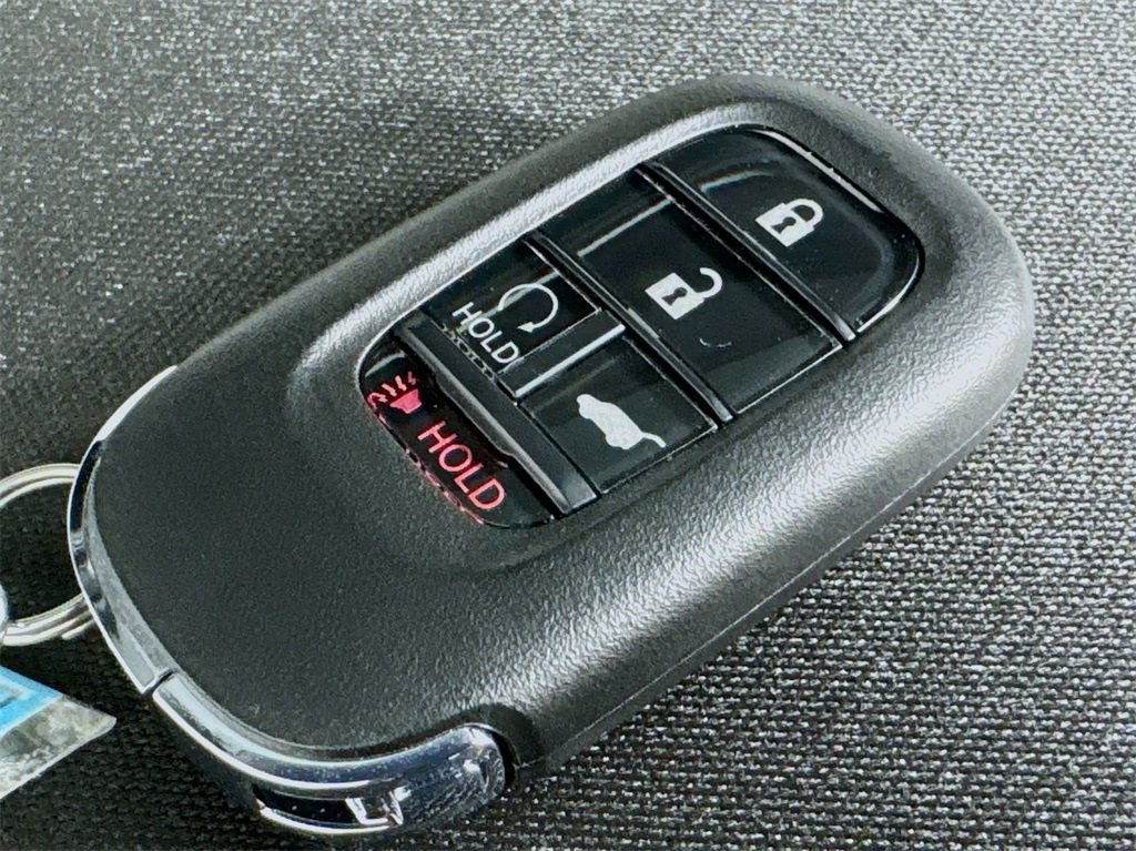 New 2026 Platinum White Pearl Honda Sport Touring image 39