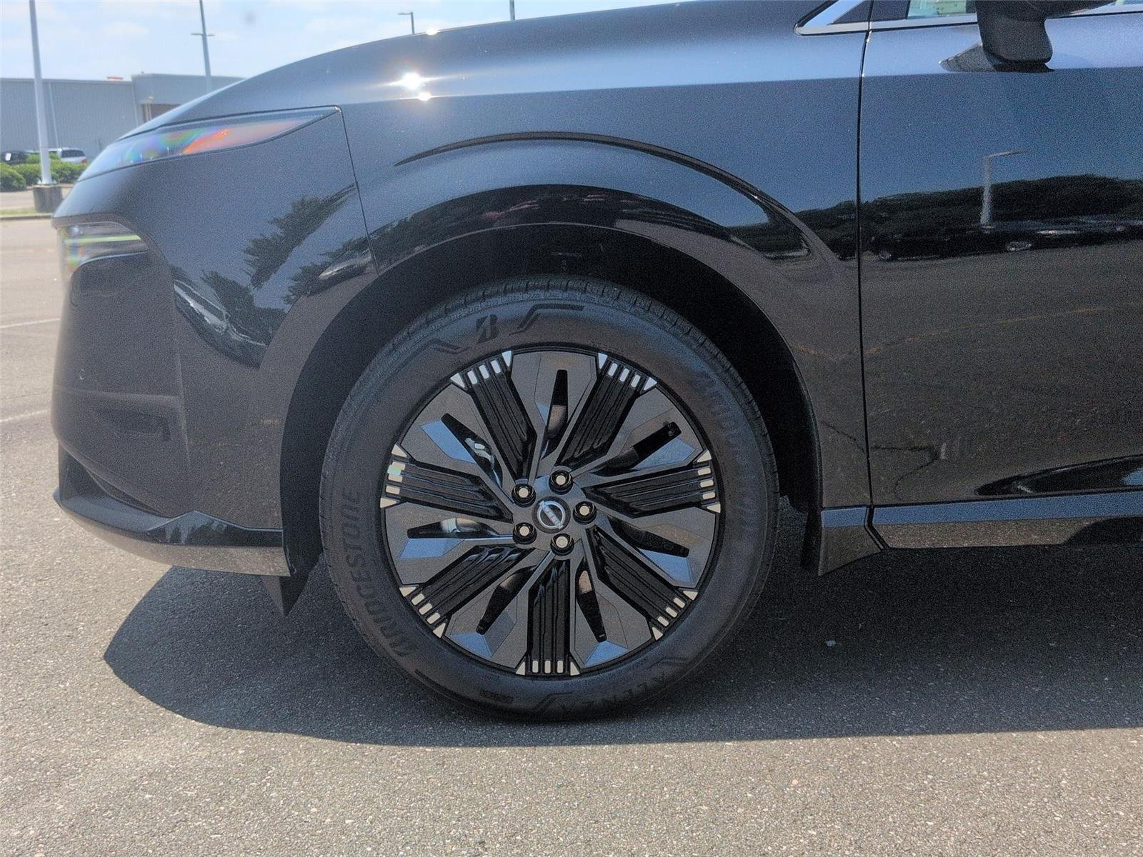 New 2026 Super Black Nissan Platinum image 10