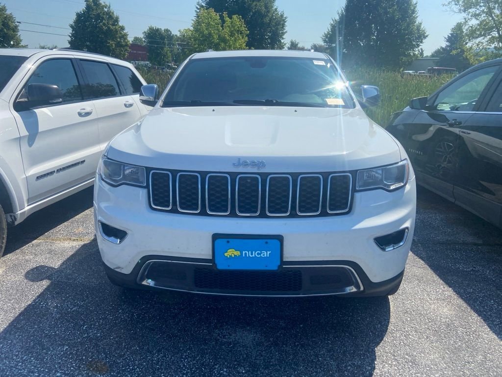 Used 2022 Bright White Clearcoat Jeep Limited image 2