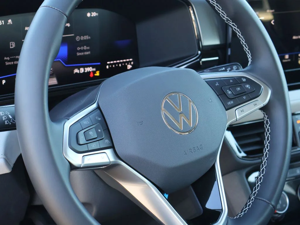 New 2026 Black Volkswagen 1.5T S image 20