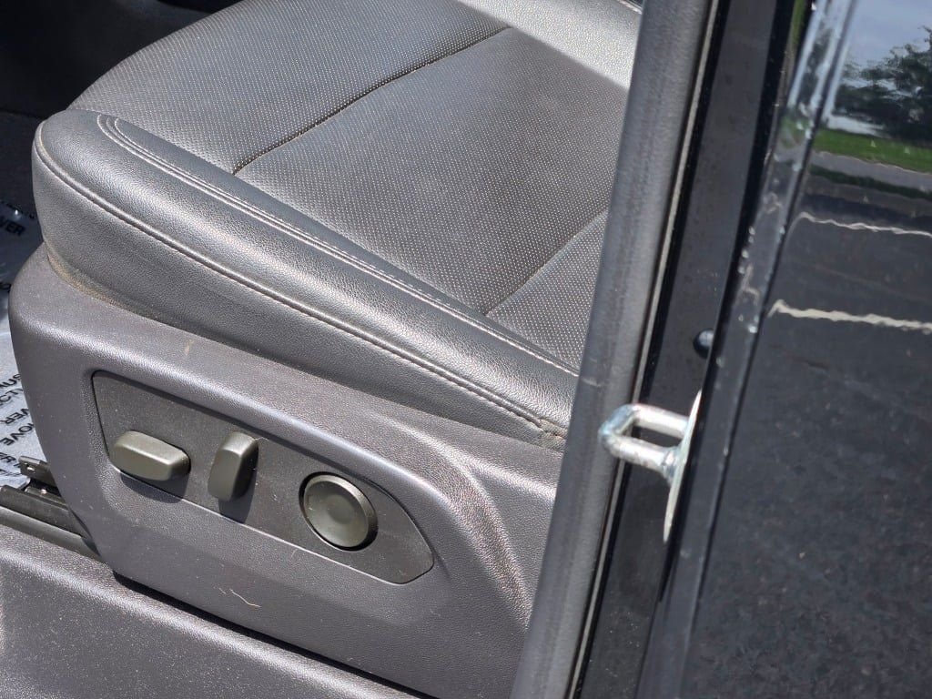 2024 GMC Sierra 2500HD SLT - Photo 24