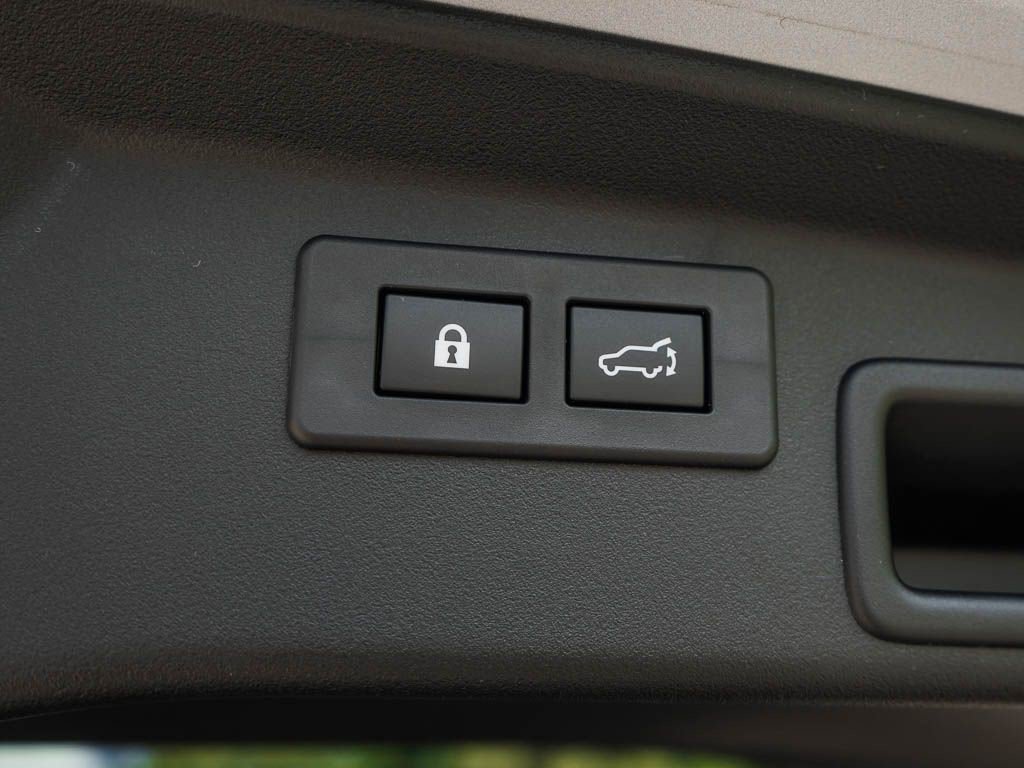 New 2026 RIVER ROCK PEARL Subaru Premium image 9