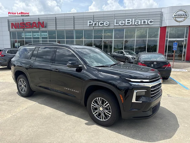 2024 Chevrolet Traverse LT