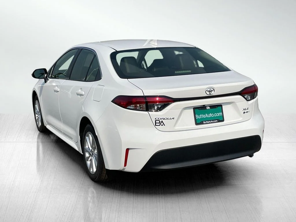 New 2026 Ice Cap Toyota Hybrid XLE image 5