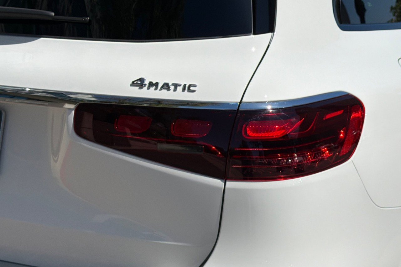 New 2026 Polar White Mercedes-Benz GLS 450 4MATIC® SUV image 28