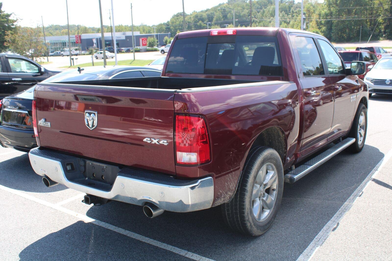 Used 2017 Delmonico Red Pearlcoat Ram Big Horn image 4