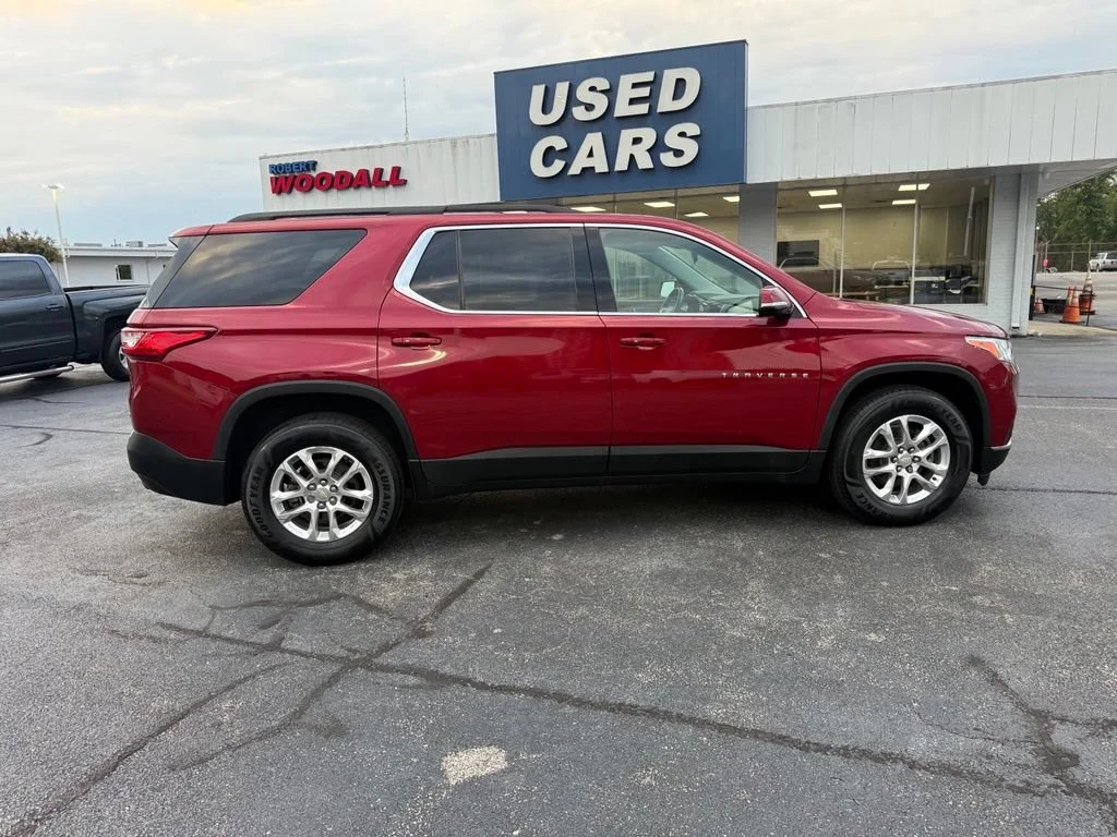 Used 2019 CAJUN RED TINTCOAT Chevrolet LT Cloth image 9