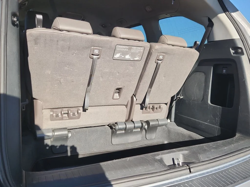 Used 2023 Silver Honda Touring image 14