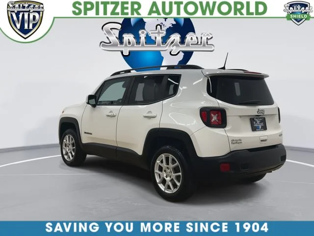 Used 2019 White Jeep Latitude image 7