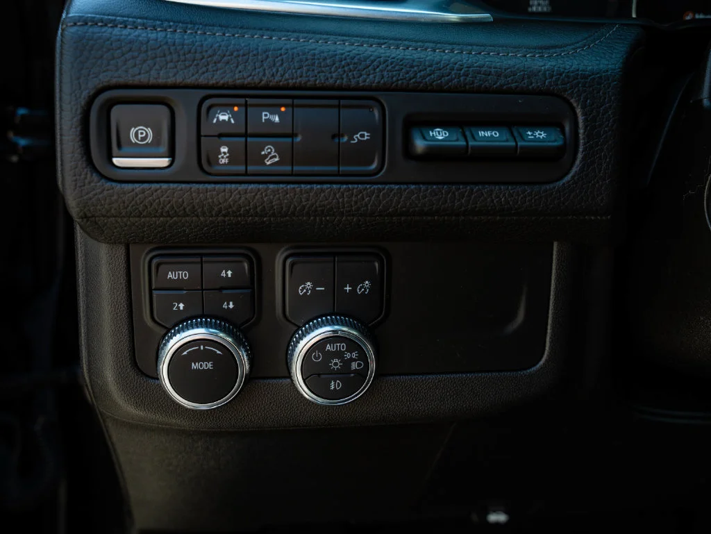Used 2021 Onyx Black GMC Denali image 44