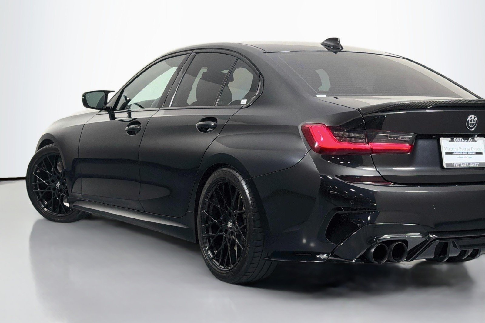Used 2020 Black Sapphire Metallic BMW M340i image 15