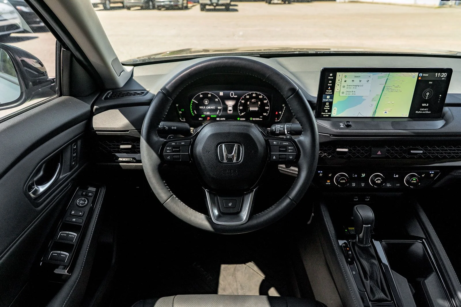Used 2025  Honda Touring image 22