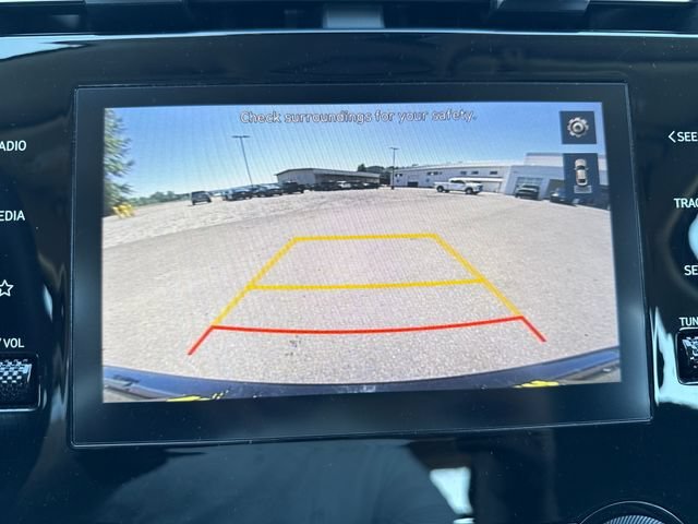 Used 2024 Black Pearl Hyundai SE image 23