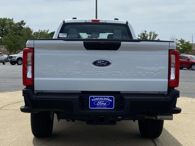 New 2026 Oxford White Ford  image 3