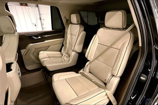 2023 GMC Yukon Denali - Photo 25