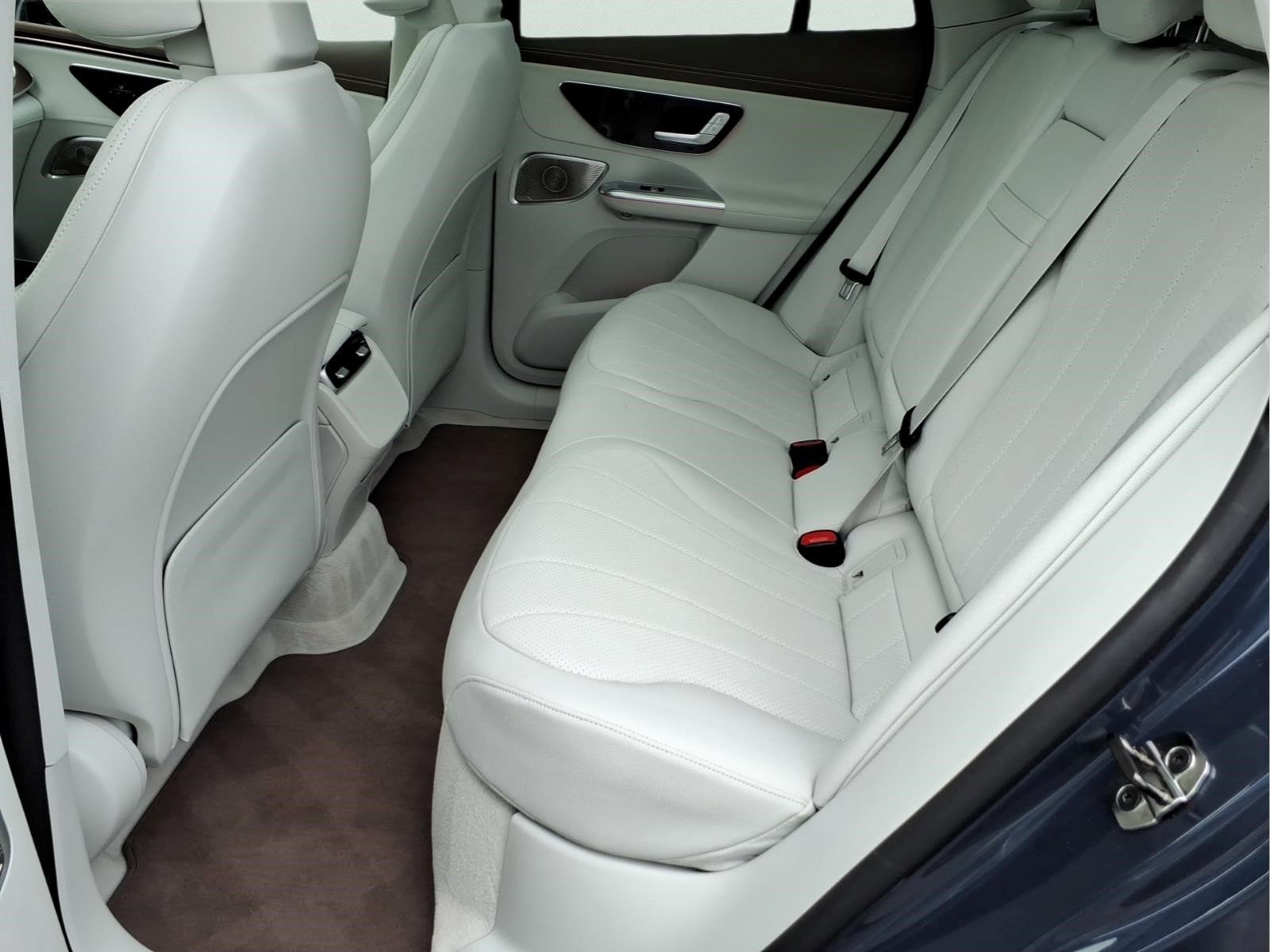 Certified Used 2023 Twilight Blue Metallic Mercedes-Benz EQE 350 4MATIC® SUV image 26